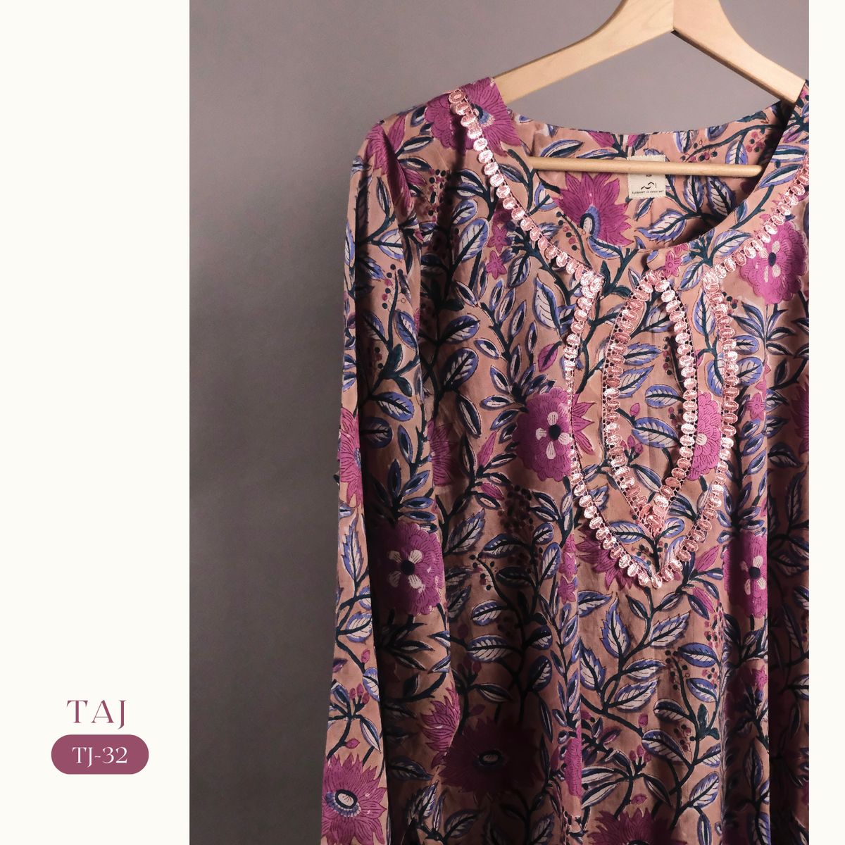 Taj’3 - Dress